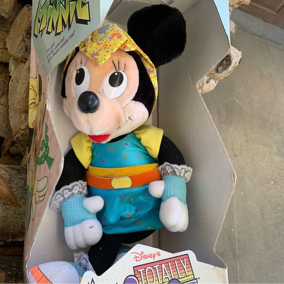 Vintage Disneys Minnie Mouse Totally Minnie Plush NEW in box RARE - Picture 2 of 13